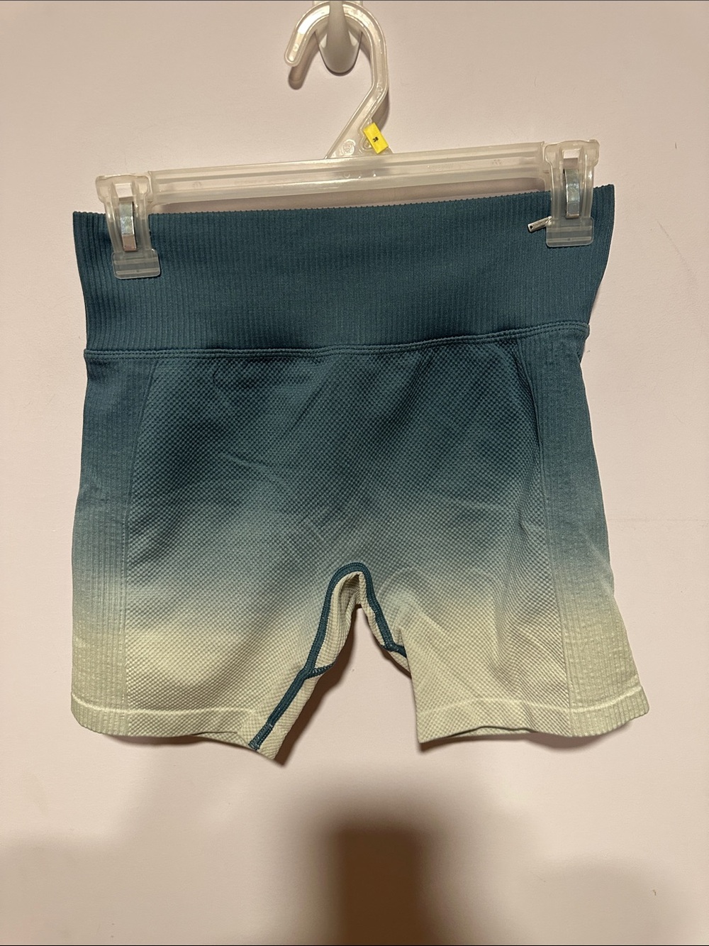 Pink ribbed bike shorts